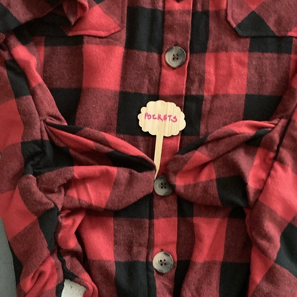 Eden & Olivia Maternity Size Large buttoned down Sherpa shirt with 4 pockets - Picture 9 of 12